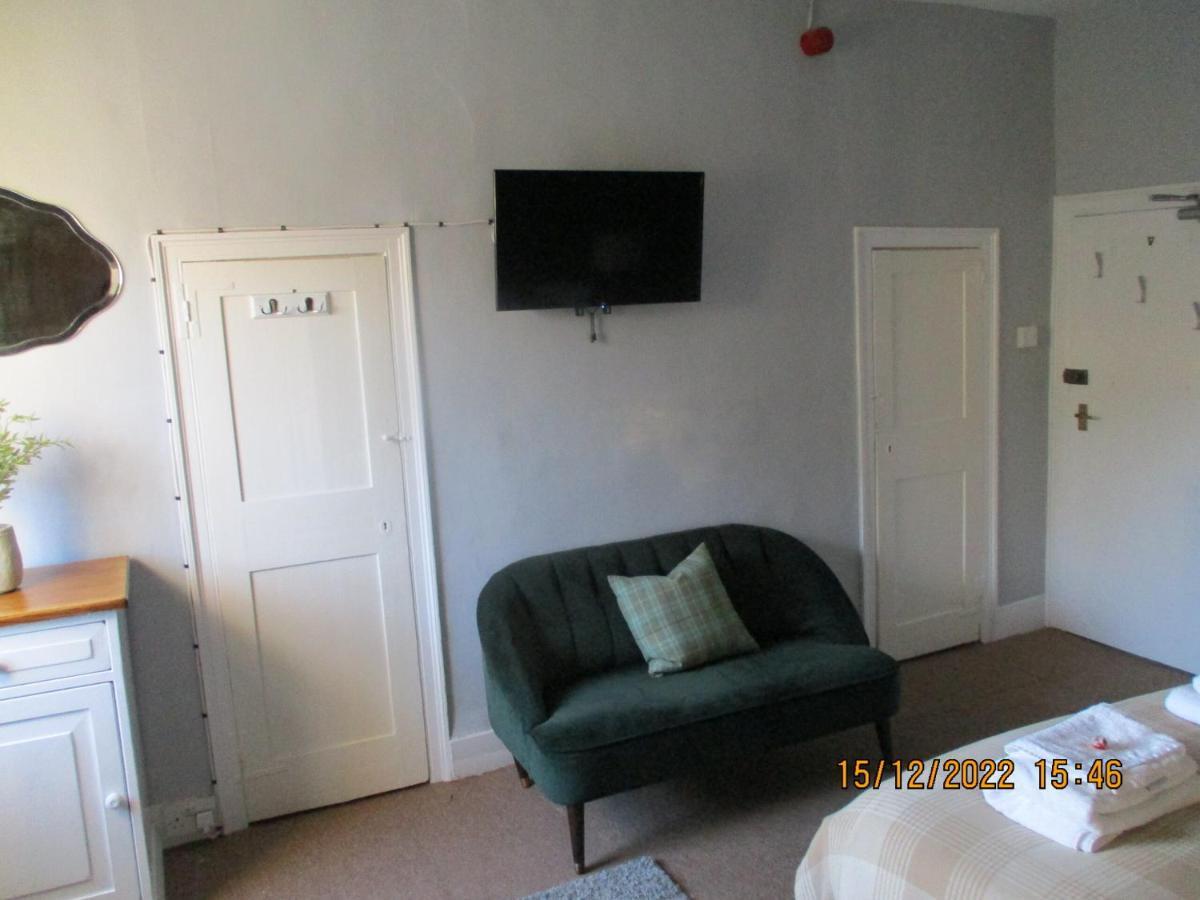Bed and Breakfast Three Tuns Ashwell Экстерьер фото