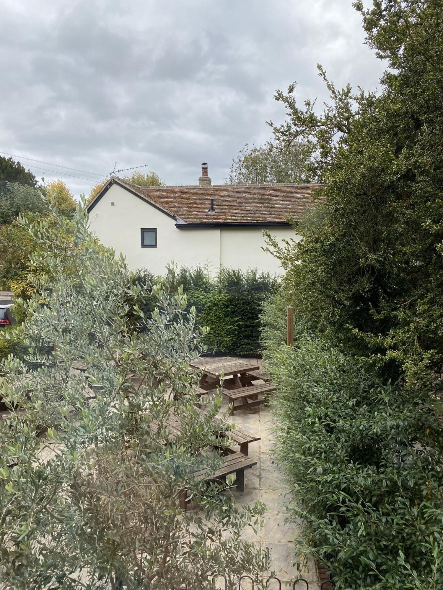 Bed and Breakfast Three Tuns Ashwell Экстерьер фото