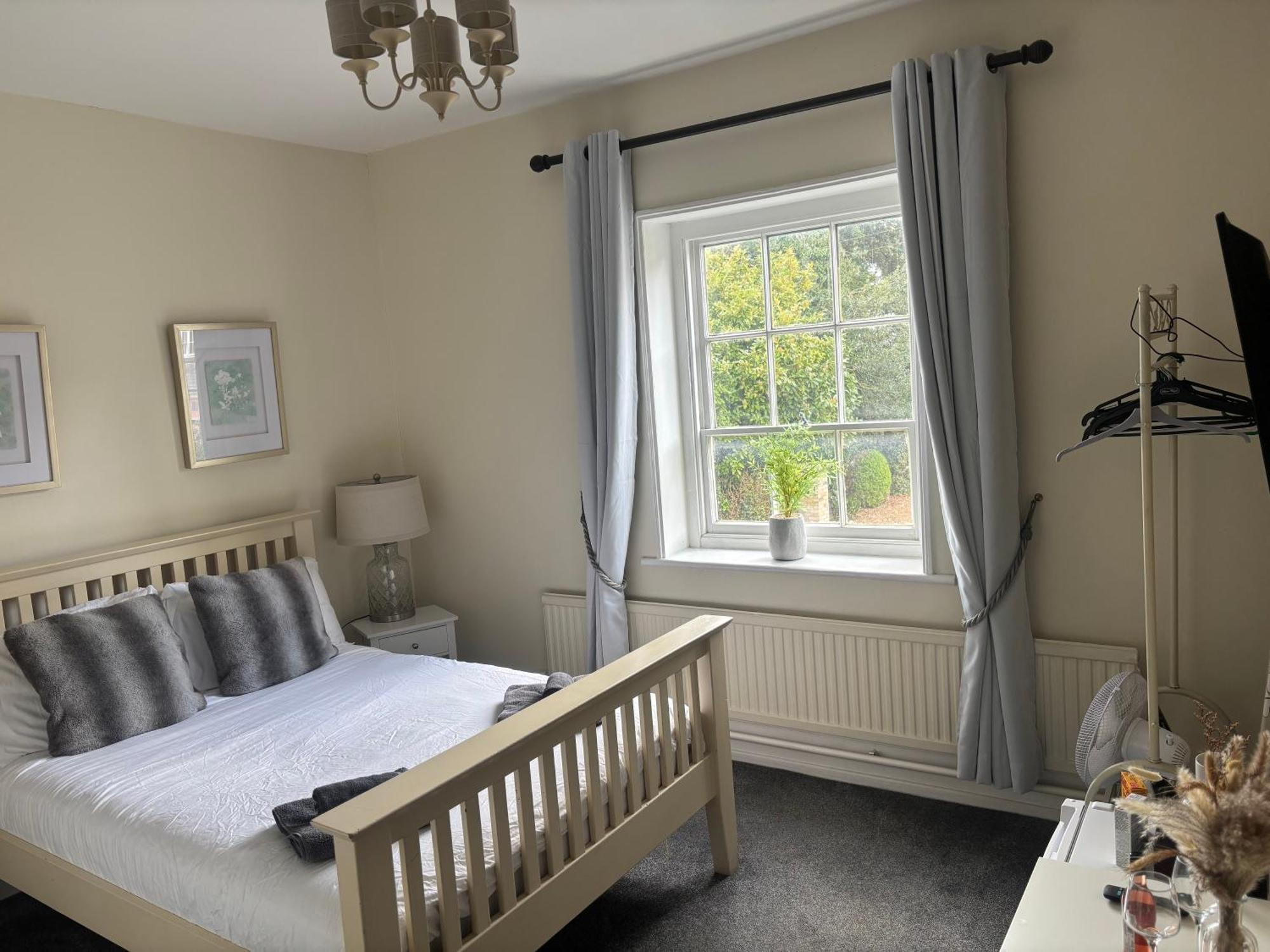 Bed and Breakfast Three Tuns Ashwell Экстерьер фото