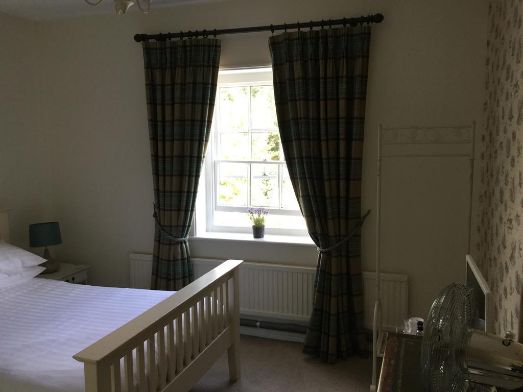 Bed and Breakfast Three Tuns Ashwell Экстерьер фото