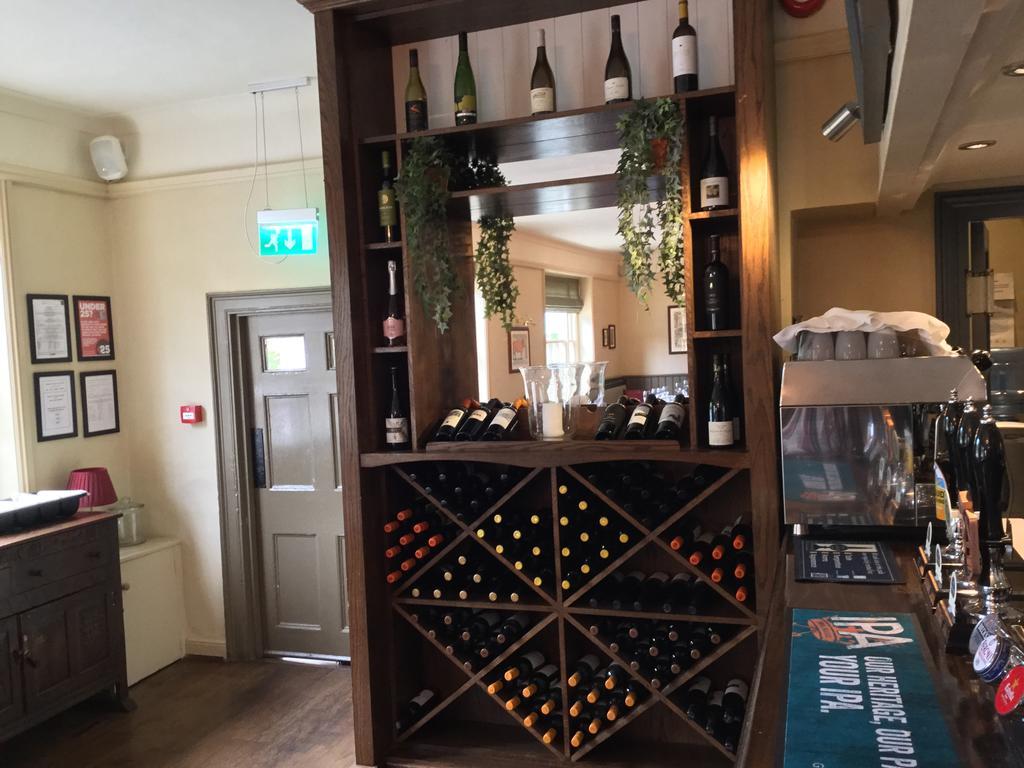 Bed and Breakfast Three Tuns Ashwell Экстерьер фото
