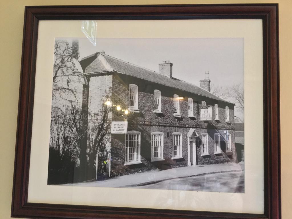 Bed and Breakfast Three Tuns Ashwell Экстерьер фото