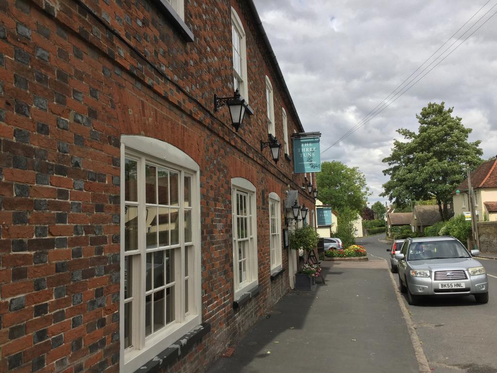 Bed and Breakfast Three Tuns Ashwell Экстерьер фото