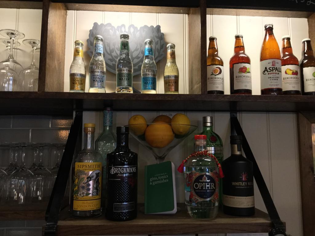 Bed and Breakfast Three Tuns Ashwell Экстерьер фото