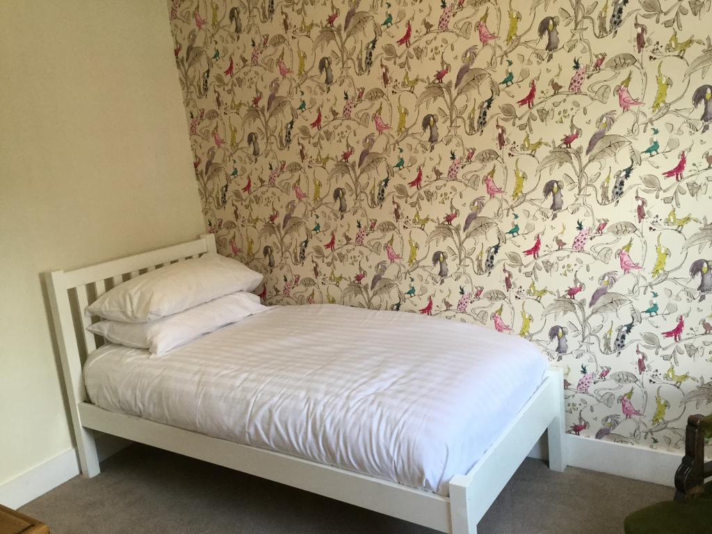 Bed and Breakfast Three Tuns Ashwell Экстерьер фото